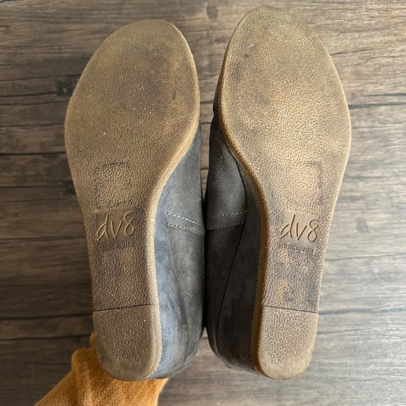 *DOLCE VITA* Gray Suede Fashion Wedge Ankle Boots Size 8 - Picture 9 of 10